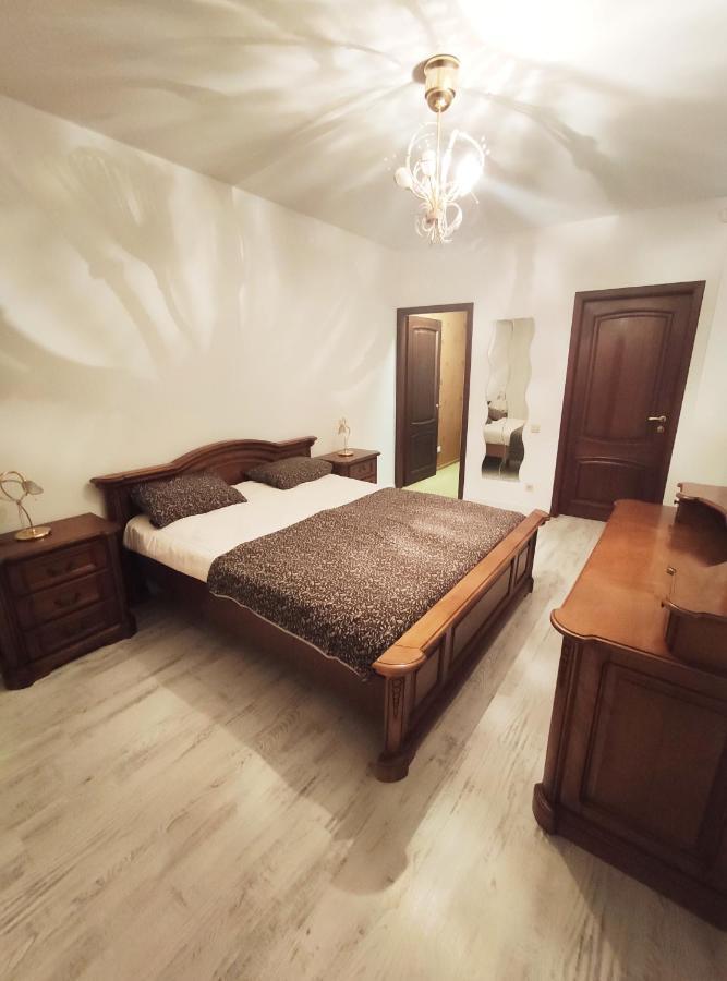 Bulevardul Constantin Negruzzi 2/6 Kišiněv Exteriér fotografie